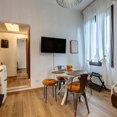Rifugio Perfetto Per Coppie Apartment Florence